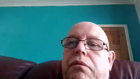 leatherpants68 online show from 04.19.26