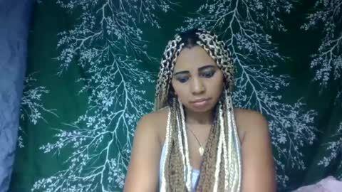 leatianaa online show from 07.04.26