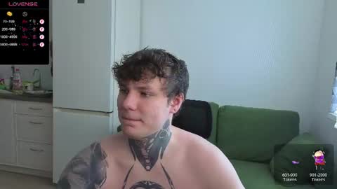 Snapshot of lechery_boy chatting on 06.19.26 Lechery boy online show from 06.19.26