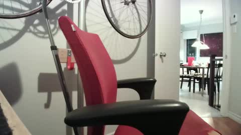 LeDoc  online show from 10.09.25