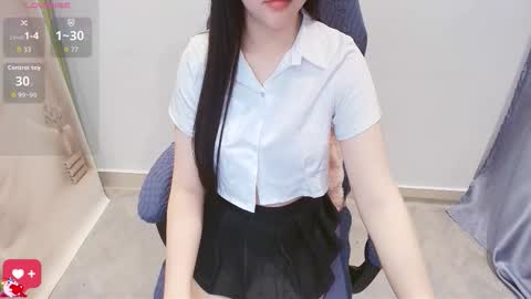 Snapshot of lee_smile chatting on 02.27.26 Lee online show from 02.27.26