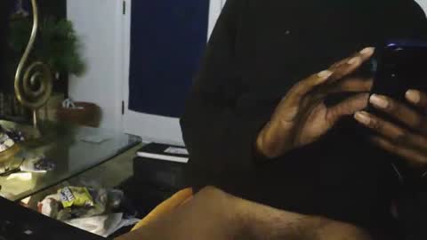 Snapshot of leeguy_hugedick chatting on 02.14.26 Ebony DeafGuy online show from 02.14.26