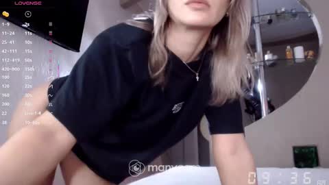 Mens Sweetheart online show from 10.26.25