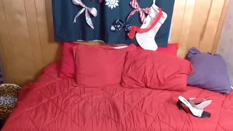 Leesdesires online show from 12.16.24