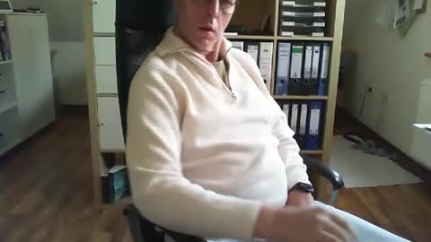 Snapshot of lefti27 chatting on 02.15.26 Dave online show from 02.15.26