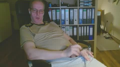 Snapshot of lefti27 chatting on 02.20.26 Dave online show from 02.20.26