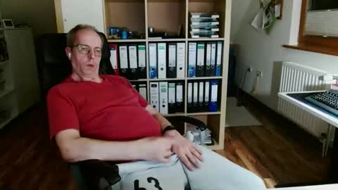 Snapshot of lefti27 chatting on 03.19.26 Dave online show from 03.19.26