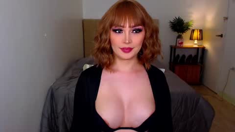 Snapshot of legendaryxqueen chatting on 02.03.25 UR ULTIMATE QUEEN SUSSIE BROWN online show from 02.03.25
