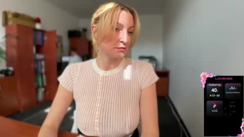 LegsLONG online show from 03.10.25