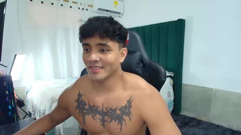  Lei  online show from 10.02.25