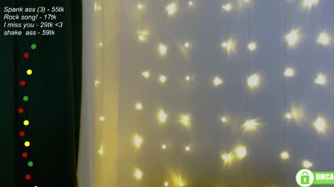 Snapshot of leia_bell chatting on 01.25.25 hey Im Leia and I love rock online show from 01.25.25