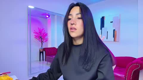 Snapshot of leia_queens chatting on 01.28.25 Leia. online show from 01.28.25