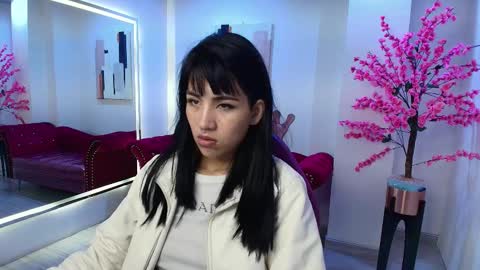 Leia.  online show from 10.11.25