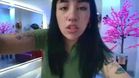 Leia.  online show from 11.03.25