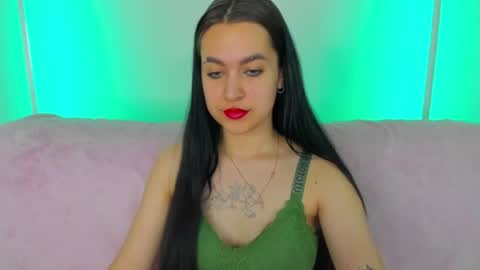 Snapshot of leiawow chatting on 06.18.26 leiawow online show from 06.18.26