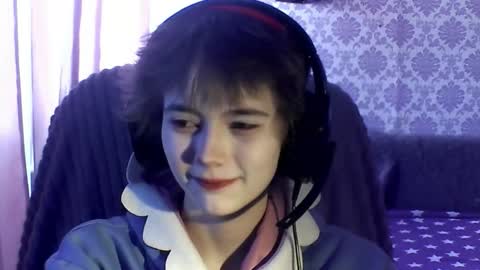 Snapshot of leigharedcross chatting on 02.15.26 Viola online show from 02.15.26