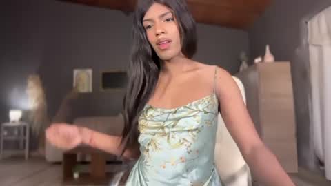 Leila     online show from 06.16.26