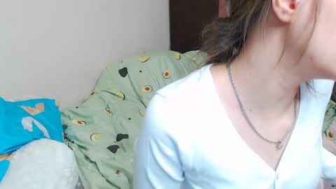 Snapshot of leila_bambi chatting on 01.19.25 leila_bambi online show from 01.19.25