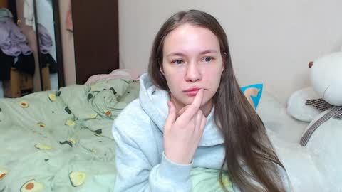 Snapshot of leila_bambi chatting on 01.21.25 leila_bambi online show from 01.21.25
