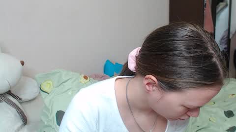 Snapshot of leila_bambi chatting on 01.22.25 leila_bambi online show from 01.22.25