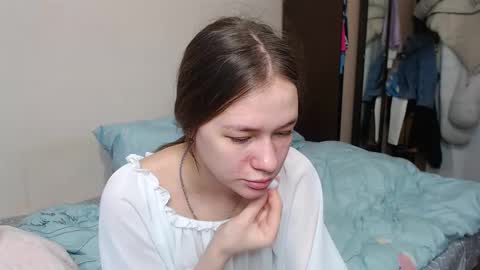 Snapshot of leila_bambi chatting on 02.11.25 leila_bambi online show from 02.11.25