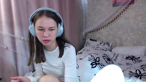 leila_bambi online show from 03.15.26