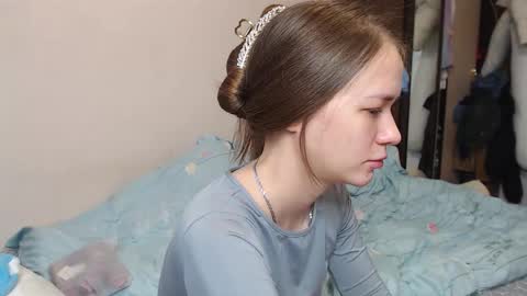 leila_bambi_ online show from 02.19.25