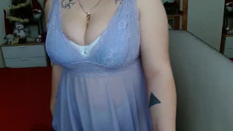 Snapshot of leila_beayte_ chatting on 02.07.25 Leila online show from 02.07.25