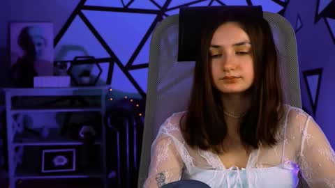 LeilaMurphy online show from 02.22.25