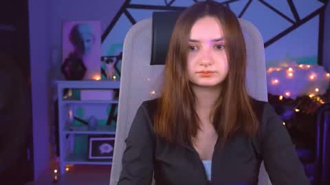 LeilaMurphy online show from 02.25.25