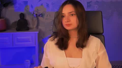 LeilaMurphy online show from 02.28.25