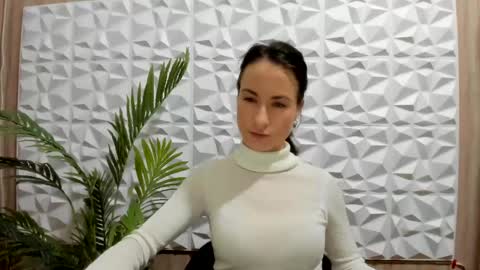 leilabloom online show from 01.09.25