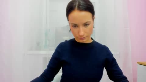 leilabloom online show from 01.20.25