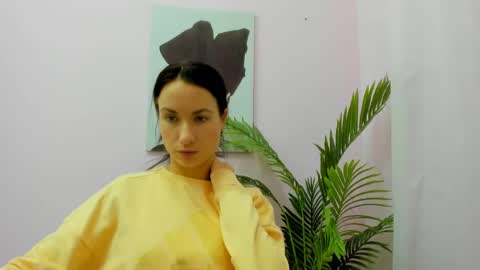 leilabloom online show from 01.22.25