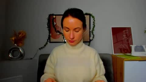 leilabloom online show from 02.23.25