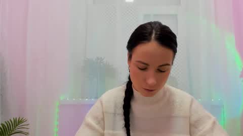 leilabloom online show from 02.25.25