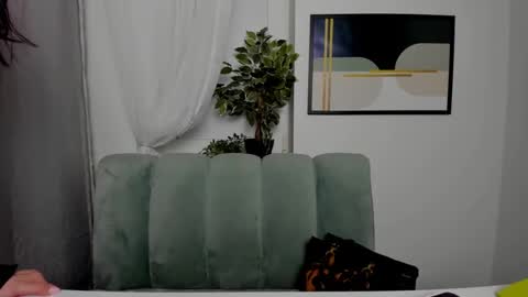 leilabloom online show from 02.26.25