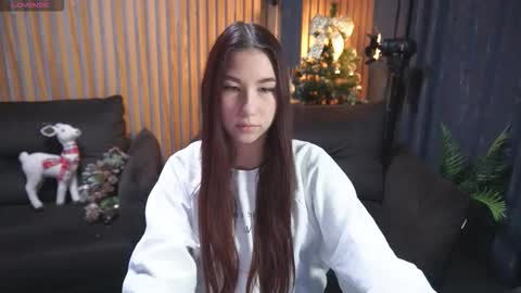 Snapshot of leilacrosss chatting on 01.15.26 leilacrosss online show from 01.15.26