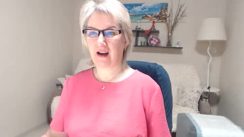 Leila Kinky online show from 02.26.26