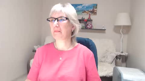 Leila Kinky online show from 03.25.26