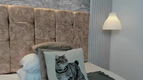 leilapons online show from 10.10.25