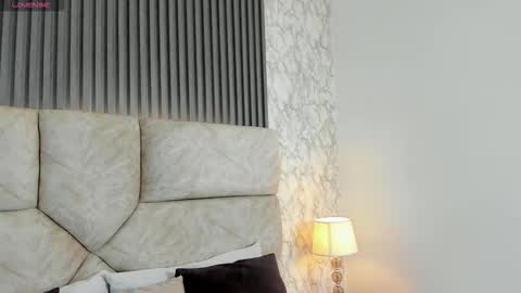 leilapons online show from 10.18.25