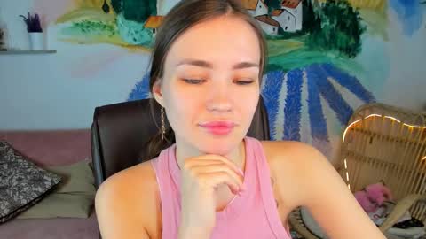 Leila Rai online show from 02.15.25