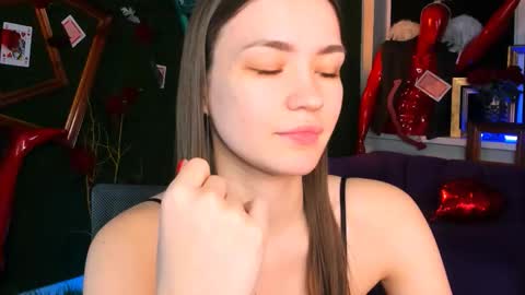 Snapshot of leilarai chatting on 02.26.26 Leila Rai online show from 02.26.26