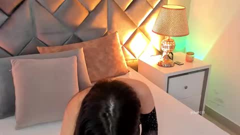 Leizathompson online show from 01.13.26