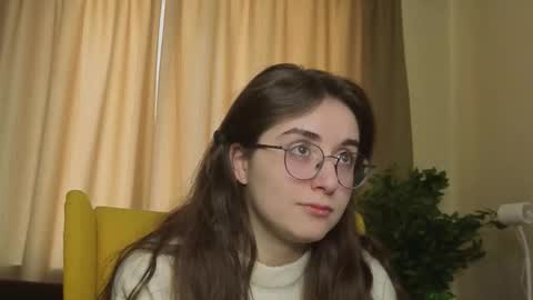 Snapshot of lekishaoderkirk chatting on 09.27.25 Luna online show from 09.27.25