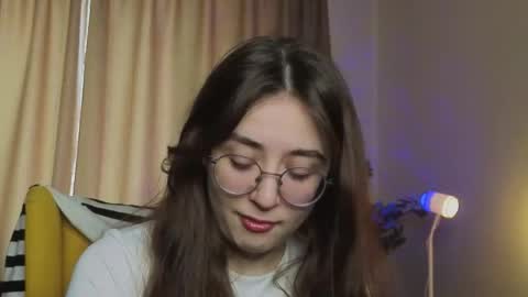 Snapshot of lekishaoderkirk chatting on 09.28.25 Luna online show from 09.28.25