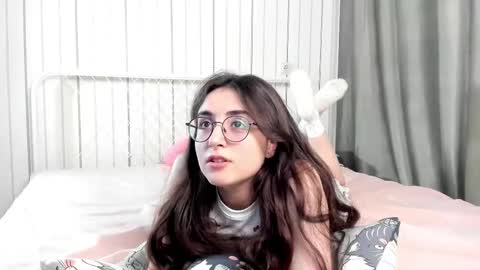 Snapshot of lekishaoderkirk chatting on 10.25.25 Luna online show from 10.25.25