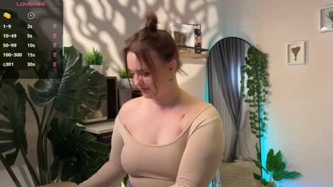 Lela online show from 04.03.26