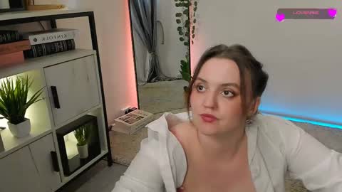 Lela online show from 05.24.26